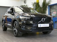 USED 2020 70 VOLVO XC40 2.0 B4 R-DESIGN PRO MHEV 5d 195 BHP SAT NAV HEATED PART LEATHER INTERIOR CRUISE CONTROL PARKING SENSORS 1 OWNER SERVICE HISTORY WARRANTY