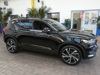 USED 2020 70 VOLVO XC40 2.0 B4 R-DESIGN PRO MHEV 5d 195 BHP SAT NAV HEATED PART LEATHER INTERIOR CRUISE CONTROL PARKING SENSORS 1 OWNER SERVICE HISTORY WARRANTY