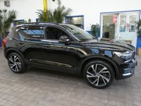 USED 2020 70 VOLVO XC40 2.0 B4 R-DESIGN PRO MHEV 5d 195 BHP SAT NAV HEATED PART LEATHER INTERIOR CRUISE CONTROL PARKING SENSORS 1 OWNER SERVICE HISTORY WARRANTY