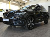 USED 2020 70 VOLVO XC40 2.0 B4 R-DESIGN PRO MHEV 5d 195 BHP SAT NAV HEATED PART LEATHER INTERIOR CRUISE CONTROL PARKING SENSORS 1 OWNER SERVICE HISTORY WARRANTY