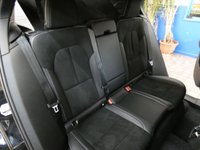 USED 2020 70 VOLVO XC40 2.0 B4 R-DESIGN PRO MHEV 5d 195 BHP SAT NAV HEATED PART LEATHER INTERIOR CRUISE CONTROL PARKING SENSORS 1 OWNER SERVICE HISTORY WARRANTY