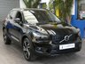USED 2020 70 VOLVO XC40 2.0 B4 R-DESIGN PRO MHEV 5d 195 BHP SAT NAV HEATED PART LEATHER INTERIOR CRUISE CONTROL PARKING SENSORS 1 OWNER SERVICE HISTORY WARRANTY