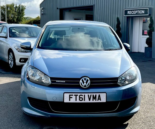 View our VOLKSWAGEN GOLF