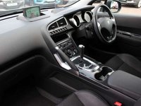 USED 2015 15 PEUGEOT 3008 1.6 E-HDI ALLURE 5d 115 BHP Low Price Low Miles Sensors