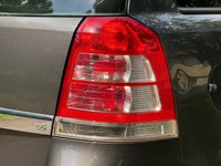 USED 2010 10 VAUXHALL ZAFIRA 1.6 EXCLUSIV 5d 113 BHP 