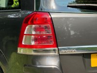 USED 2010 10 VAUXHALL ZAFIRA 1.6 EXCLUSIV 5d 113 BHP 