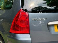 USED 2007 56 PEUGEOT 307 1.6 SW SE 5d 108 BHP 