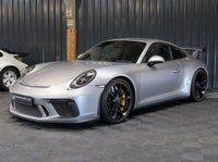 USED 2017 67 PORSCHE 911 4.0 GT3 2d 494 BHP PCCB CARBON CERAMIC BRAKES, FRONT LIFT, 18 WAY MEMORY SEATS SEATS (HEATED), FULL PORSCHE HISTORY, PORSCHE WARRANTY, AKRAPOVIC EXHAUST, FRONT END PPF