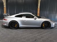 USED 2017 67 PORSCHE 911 4.0 GT3 2d 494 BHP PCCB CARBON CERAMIC BRAKES, FRONT LIFT, 18 WAY MEMORY SEATS SEATS (HEATED), FULL PORSCHE HISTORY, PORSCHE WARRANTY, AKRAPOVIC EXHAUST, FRONT END PPF