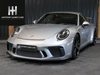 USED 2017 67 PORSCHE 911 4.0 GT3 2d 494 BHP PCCB CARBON CERAMIC BRAKES, FRONT LIFT, 18 WAY MEMORY SEATS SEATS (HEATED), FULL PORSCHE HISTORY, PORSCHE WARRANTY, AKRAPOVIC EXHAUST, FRONT END PPF