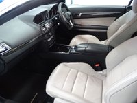 USED 2015 65 MERCEDES-BENZ E-CLASS 2.1 E220 BLUETEC AMG LINE 2d 174 BHP SAT NAV LEATHER CRUISE PAN ROOF
