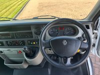 USED 2007 56 RENAULT MASTER 2.5 MM33 MWB L/C 100 BHP TAIL LIFT, LOW MILES, MINI BUS