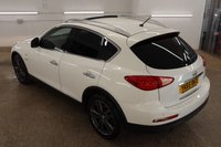 USED 2015 65 INFINITI QX50 3.0 GT PREMIUM D 5d 235 BHP SEVEN INFINITI SERVICES & FULLY LOADED SPEC
