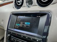 USED 2014 14 JAGUAR XJ 3.0 D V6 PORTFOLIO L 4d 275 BHP 