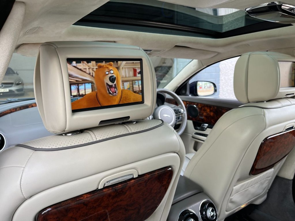 USED 2014 14 JAGUAR XJ 3.0 D V6 PORTFOLIO L 4d 275 BHP 