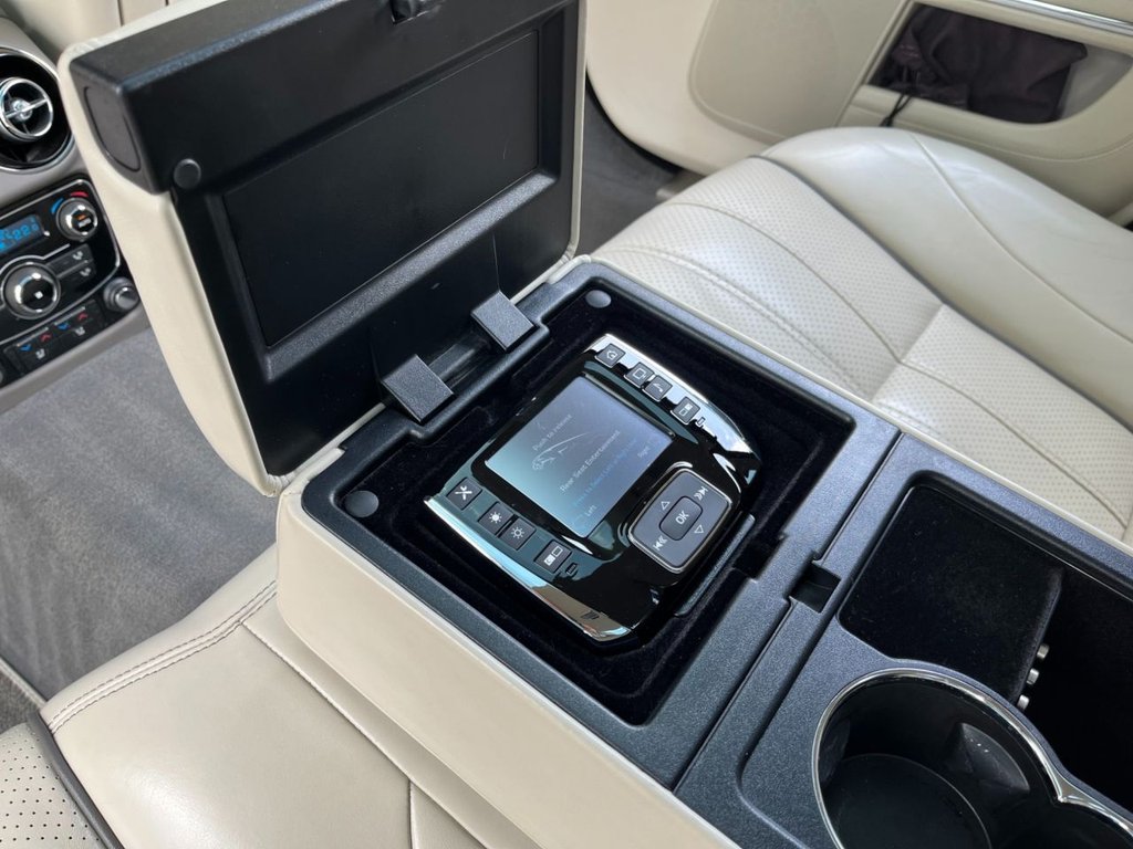 USED 2014 14 JAGUAR XJ 3.0 D V6 PORTFOLIO L 4d 275 BHP 