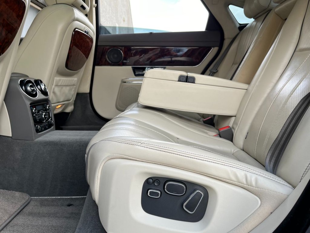 USED 2014 14 JAGUAR XJ 3.0 D V6 PORTFOLIO L 4d 275 BHP 