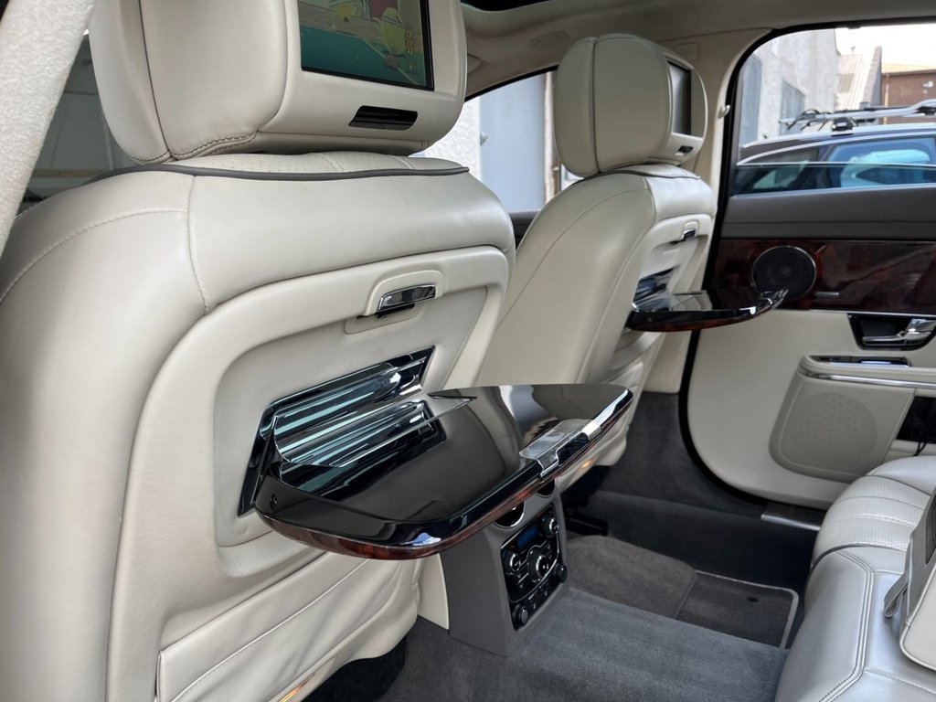USED 2014 14 JAGUAR XJ 3.0 D V6 PORTFOLIO L 4d 275 BHP 
