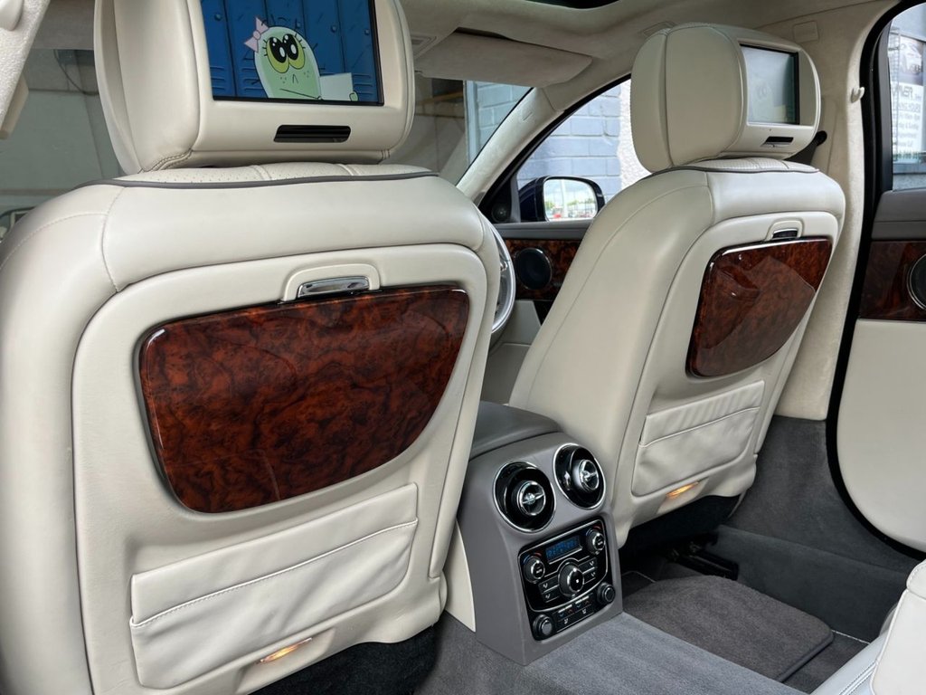USED 2014 14 JAGUAR XJ 3.0 D V6 PORTFOLIO L 4d 275 BHP 