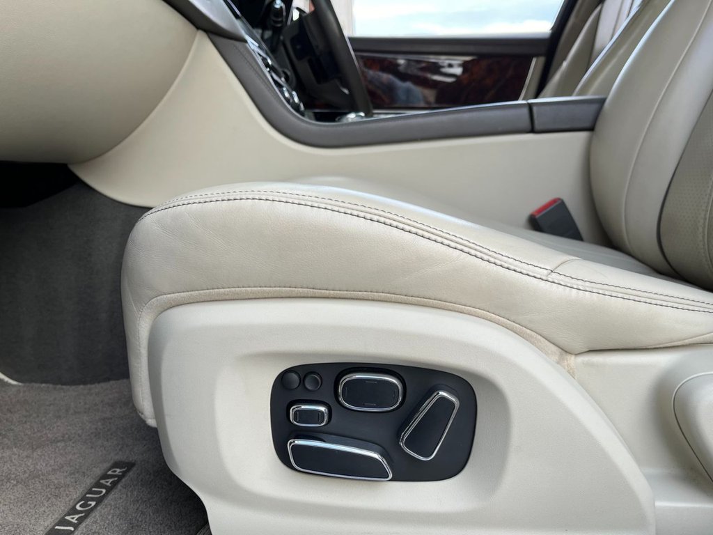 USED 2014 14 JAGUAR XJ 3.0 D V6 PORTFOLIO L 4d 275 BHP 