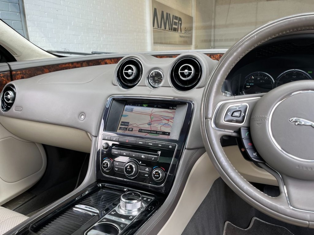 USED 2014 14 JAGUAR XJ 3.0 D V6 PORTFOLIO L 4d 275 BHP 