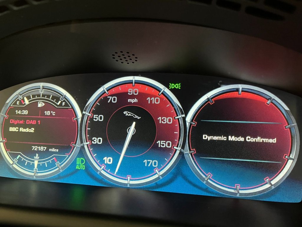 USED 2014 14 JAGUAR XJ 3.0 D V6 PORTFOLIO L 4d 275 BHP 