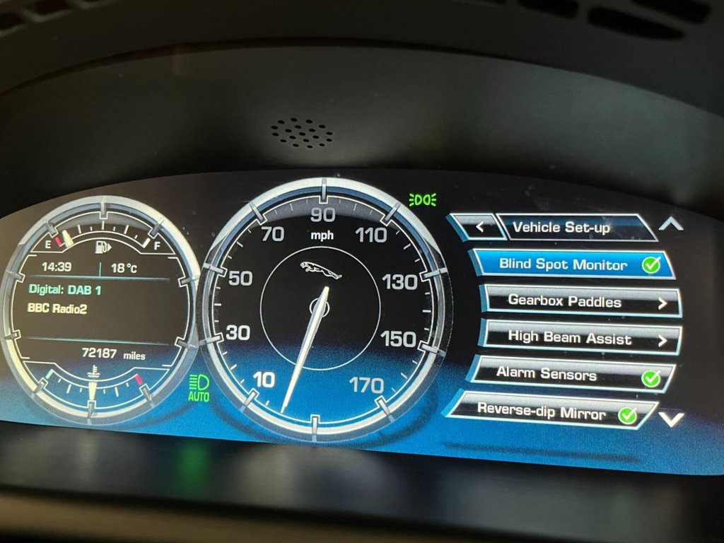USED 2014 14 JAGUAR XJ 3.0 D V6 PORTFOLIO L 4d 275 BHP 
