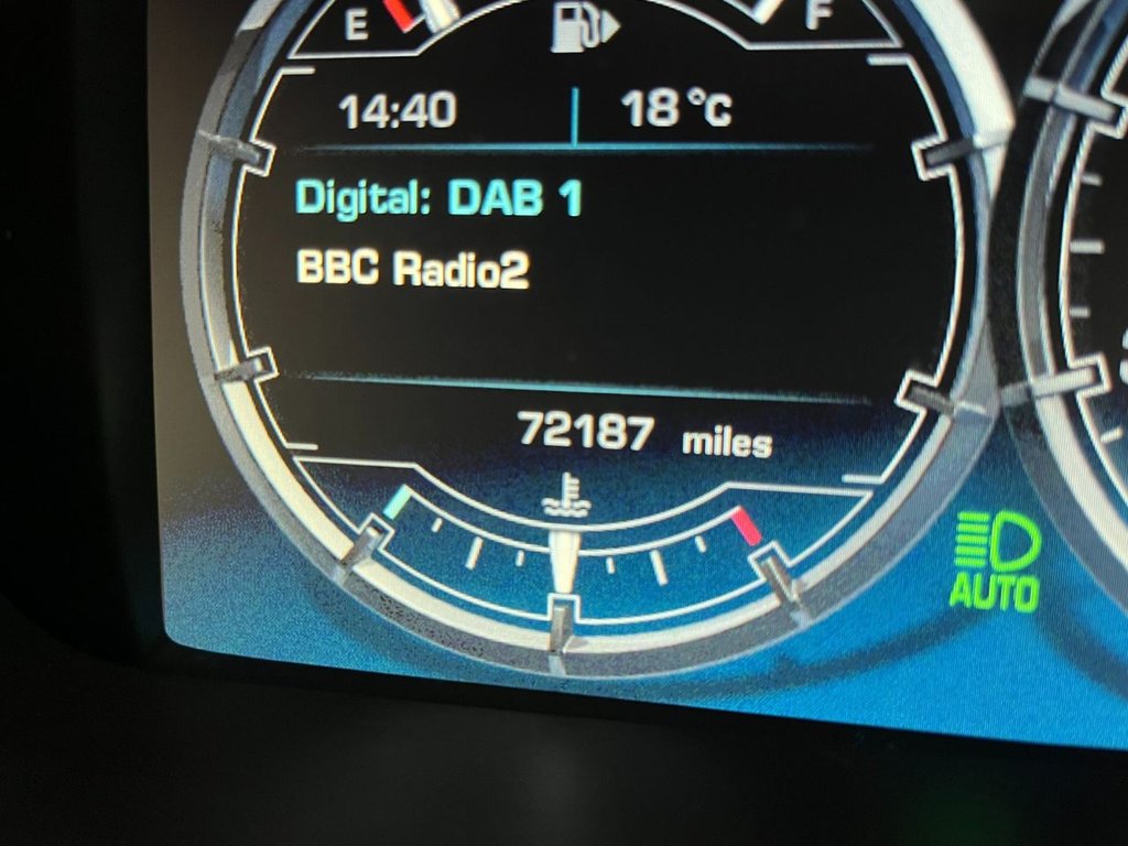 USED 2014 14 JAGUAR XJ 3.0 D V6 PORTFOLIO L 4d 275 BHP 
