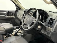 USED 2018 18 MITSUBISHI SHOGUN 3.2 DI-D SG3 5d 187 BHP LWB 7 SEATER 1 Owner Mitsubishi service record 13/03/19   26/02/20  22/03/21  09/03/22  06/03/23  18/03/24