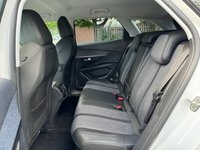 USED 2017 17 PEUGEOT 3008 1.6 BLUEHDI S/S ALLURE 5d 120 BHP 