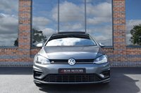 USED 2017 J VOLKSWAGEN GOLF 2.0 R TSI DSG 5d 306 BHP PAN ROOF / DCC / DYNAUDIO