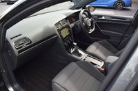 USED 2017 J VOLKSWAGEN GOLF 2.0 R TSI DSG 5d 306 BHP PAN ROOF / DCC / DYNAUDIO
