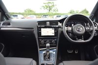 USED 2017 J VOLKSWAGEN GOLF 2.0 R TSI DSG 5d 306 BHP PAN ROOF / DCC / DYNAUDIO