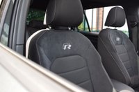 USED 2017 J VOLKSWAGEN GOLF 2.0 R TSI DSG 5d 306 BHP PAN ROOF / DCC / DYNAUDIO