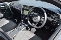 USED 2017 J VOLKSWAGEN GOLF 2.0 R TSI DSG 5d 306 BHP PAN ROOF / DCC / DYNAUDIO