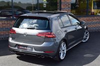 USED 2017 J VOLKSWAGEN GOLF 2.0 R TSI DSG 5d 306 BHP PAN ROOF / DCC / DYNAUDIO