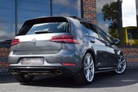 USED 2017 J VOLKSWAGEN GOLF 2.0 R TSI DSG 5d 306 BHP PAN ROOF / DCC / DYNAUDIO