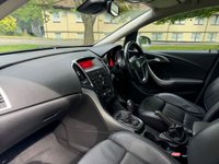 USED 2013 13 VAUXHALL ASTRA 2.0 ELITE CDTI S/S 5d 163 BHP 
