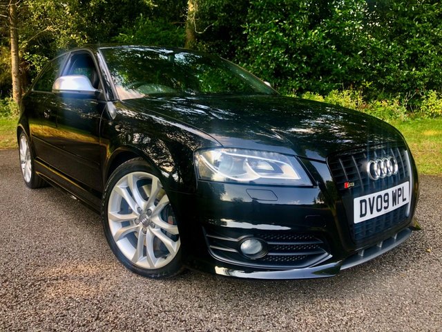 2009 09 Audi A3 2.0 S3 TFSI QUATTRO 3d 262 BHP STUNNING CONDITION///COMPLETELY UNMARKED AND MAINTAINED REGARDLESS OF COSTS///JUST RENEWED CAMBELT/WATERPUMP/FRONT BRAKE DISCS AND PADS////X4 NEW TYRES/HALDEX OIL AND FILTER///ALL FULLY DOCUMENTED//FULL LEATHER//SATNAV//HEATED SEATS/RECENT SERVICE WITH NEW MOT WITH NEW FRONT BRAKE PADS AND DISCS
