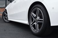 USED 2019 19 MERCEDES-BENZ A-CLASS 1.3 A 180 AMG LINE PREMIUM PLUS 5d 135 BHP PREMIUM PLUS / ONE OWNER / FSH