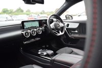 USED 2019 19 MERCEDES-BENZ A-CLASS 1.3 A 180 AMG LINE PREMIUM PLUS 5d 135 BHP PREMIUM PLUS / ONE OWNER / FSH