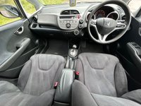 USED 2009 59 HONDA JAZZ 1.3 I-VTEC ES I-SHIFT 5d 98 BHP 