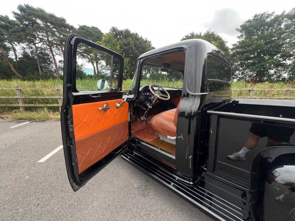 USED 1956 FORD F100 Show Truck // 5000cc V8 300bhp // px swap 