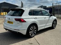 USED 2018 18 VOLKSWAGEN TIGUAN 2.0 R LINE TSI BMT 4MOTION DSG 5d 177 BHP 