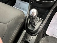 USED 2015 15 RENAULT CLIO 1.2 16V Dynamique MediaNav Hatchback 5dr Petrol Manual Euro 5 (75 ps) Cruise Control, Bluetooth, Air Conditioning