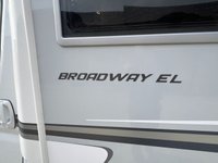 USED 2022 22 AUTO-SLEEPERS BROADWAY EL 2.2 BLUEHDI 440 B/B TL 160 BHP 2022 Broadway EL Auto Sleeper, based on a Peugeot 2.2 litre diesel manual 6 speed gearbox, fitted with Comfort pack and Winter package, just 2 owners from new with the added benefit of a factory fitted full habitation Air Conditioning unit.