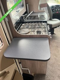 USED 2022 22 AUTO-SLEEPERS BROADWAY EL 2.2 BLUEHDI 440 B/B TL 160 BHP 2022 Broadway EL Auto Sleeper, based on a Peugeot 2.2 litre diesel manual 6 speed gearbox, fitted with Comfort pack and Winter package, just 2 owners from new with the added benefit of a factory fitted full habitation Air Conditioning unit.