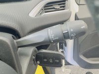 USED 2015 65 PEUGEOT 2008 1.6 BLUE HDI S/S CROSSWAY 5d 120 BHP SATNAV DAB PARKING SENSOR
