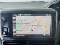 USED 2015 65 PEUGEOT 2008 1.6 BLUE HDI S/S CROSSWAY 5d 120 BHP SATNAV DAB PARKING SENSOR