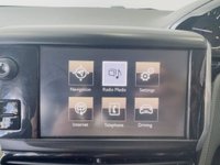 USED 2015 65 PEUGEOT 2008 1.6 BLUE HDI S/S CROSSWAY 5d 120 BHP SATNAV DAB PARKING SENSOR